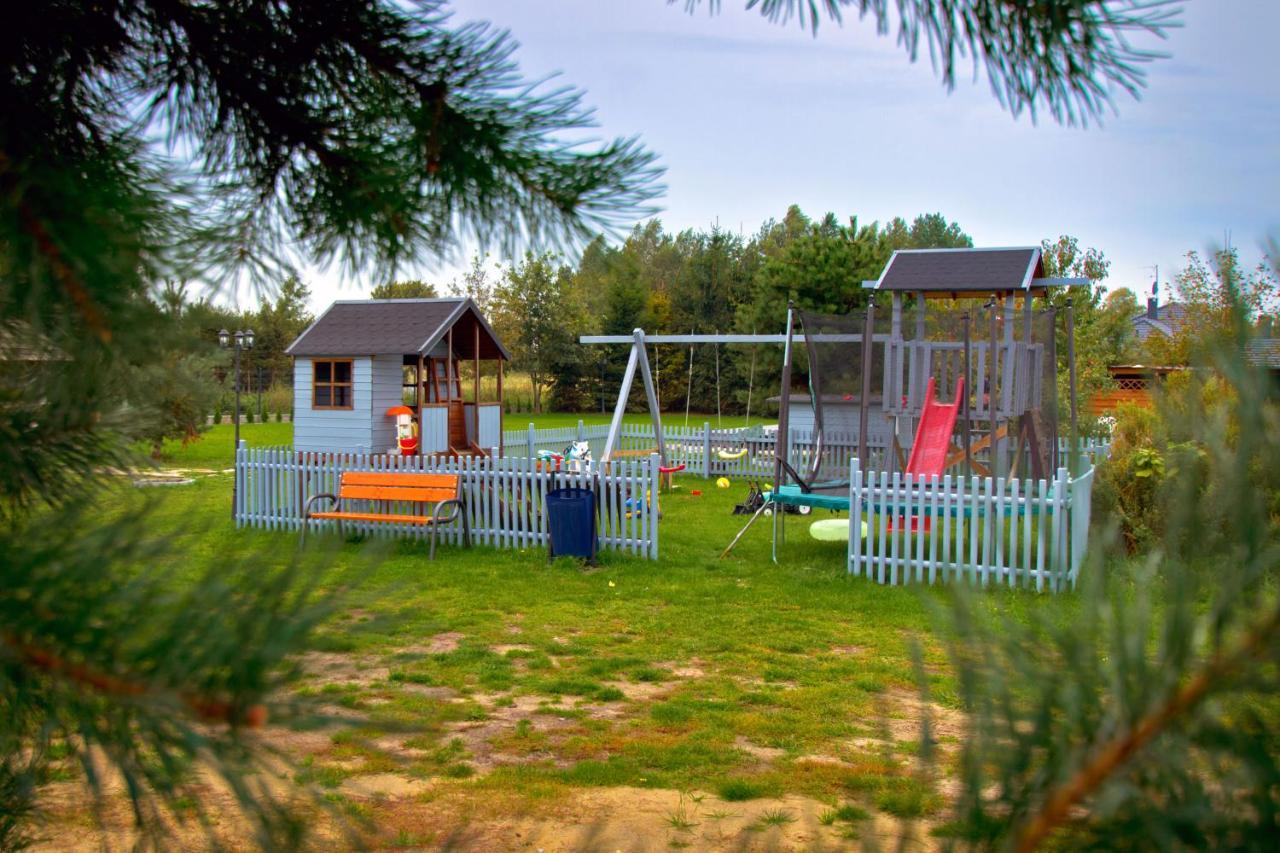 Bajeczny Dworek Karwia Exterior foto