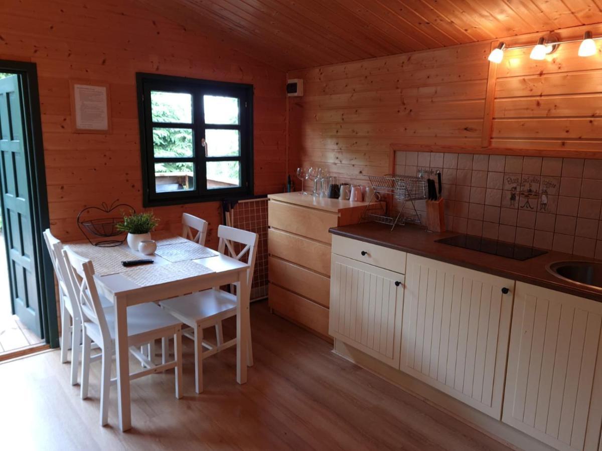 Bajeczny Dworek Karwia Exterior foto